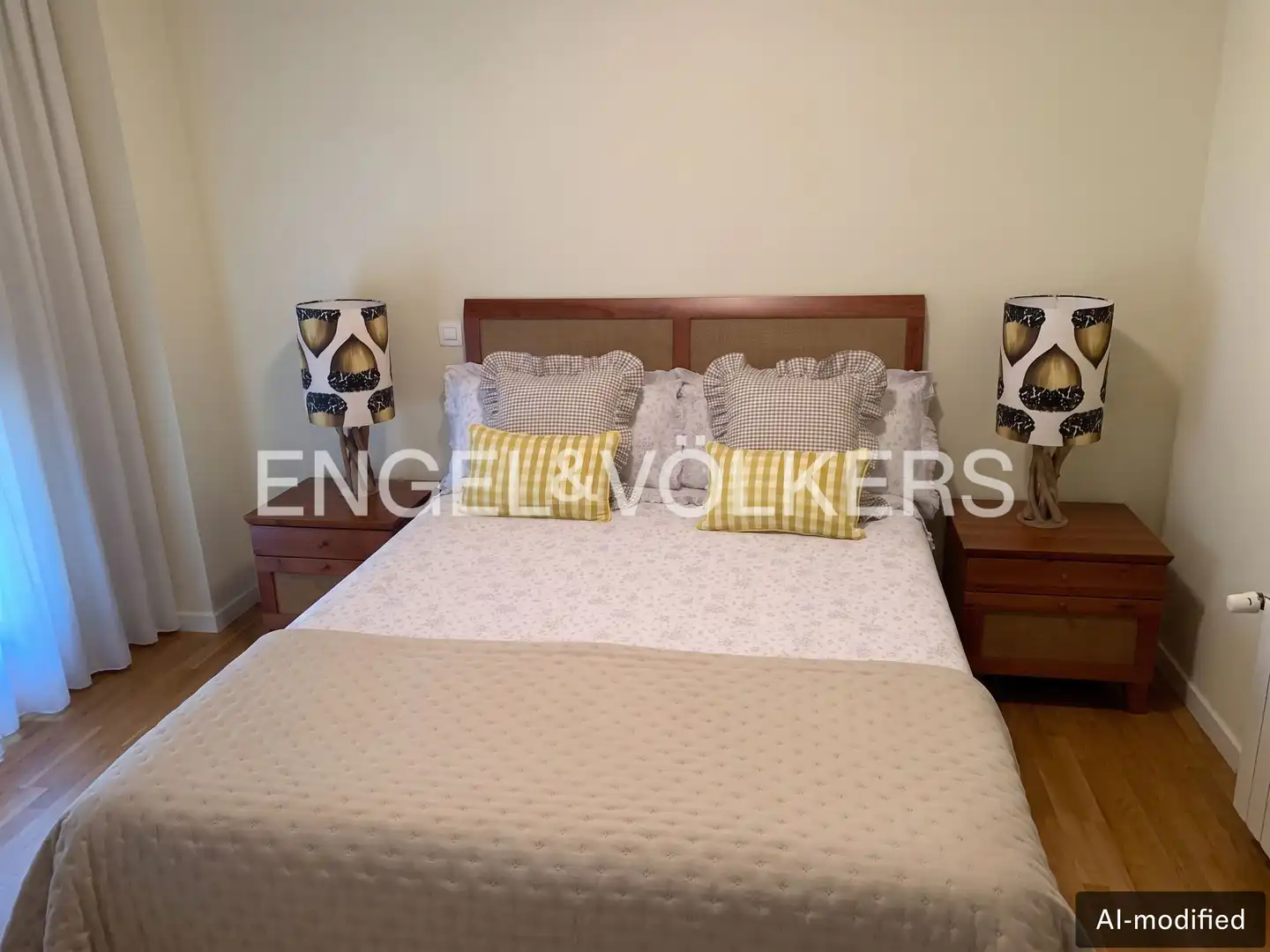 Schlafzimmer von Wohnung zur Miete in Madrid mit Klimaanlage, Heizung und Privatgarten
