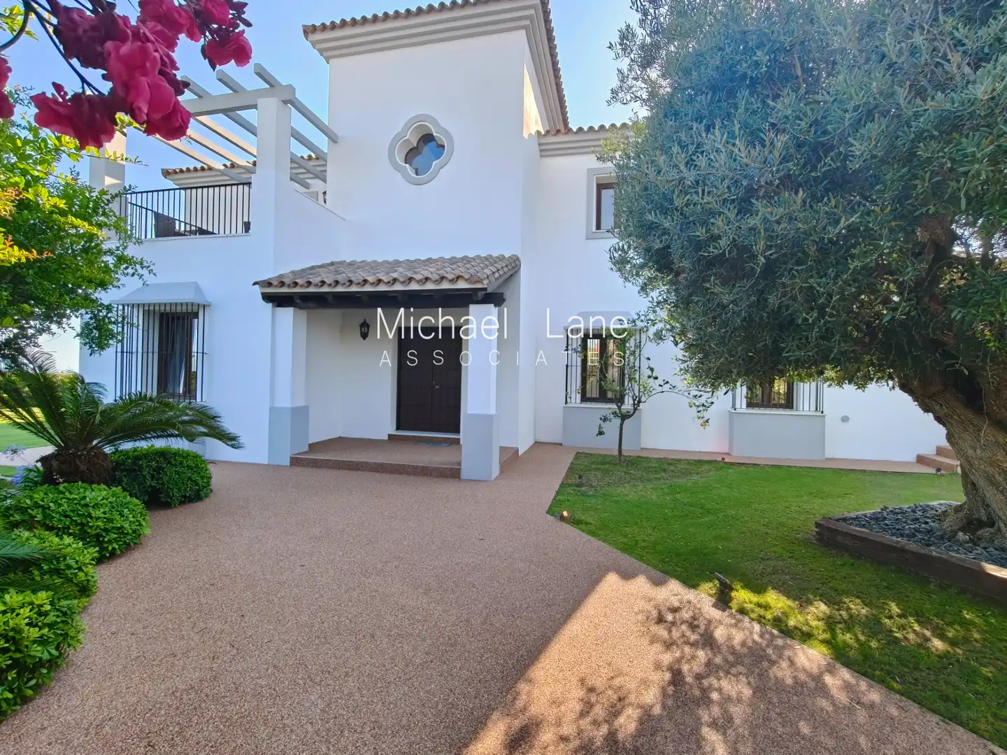 Exterior view of Houses for sale in Sotogrande  with Air Conditioner, Heating and Private garden