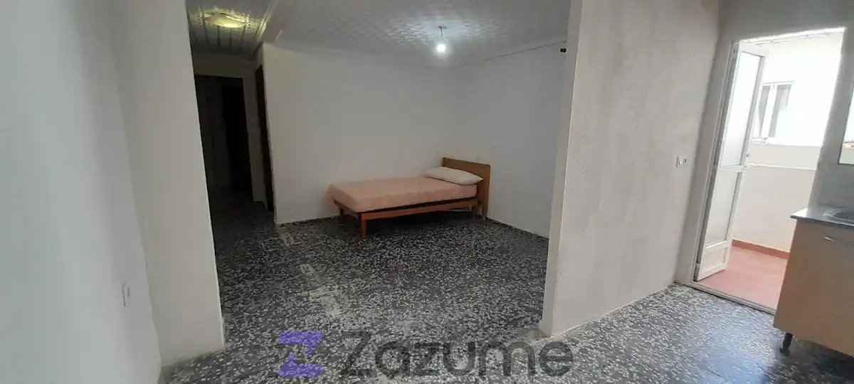 Study for rent in Carrer Sogorb, Centro Puerto