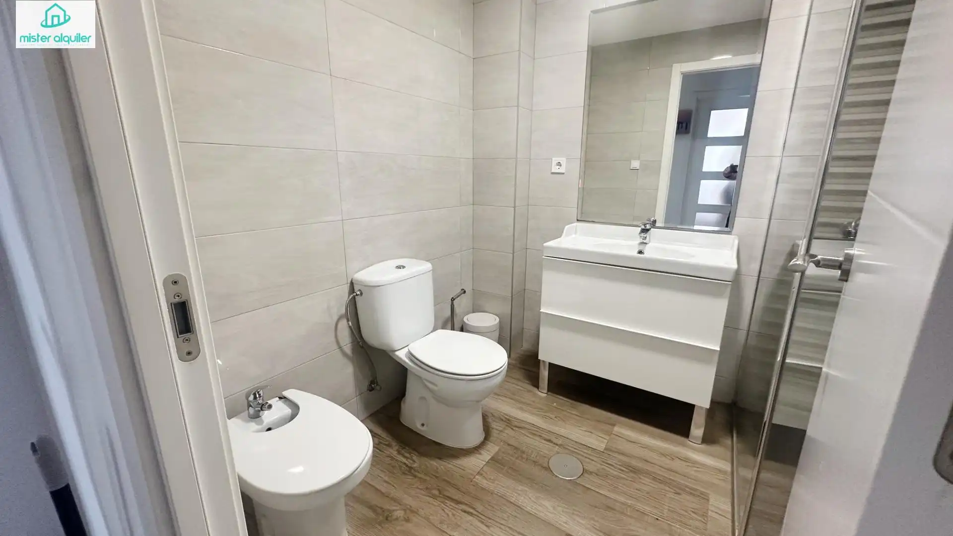 Bathroom of Apartments for rent in El Campello  with Air Conditioner, Heating and Furnished