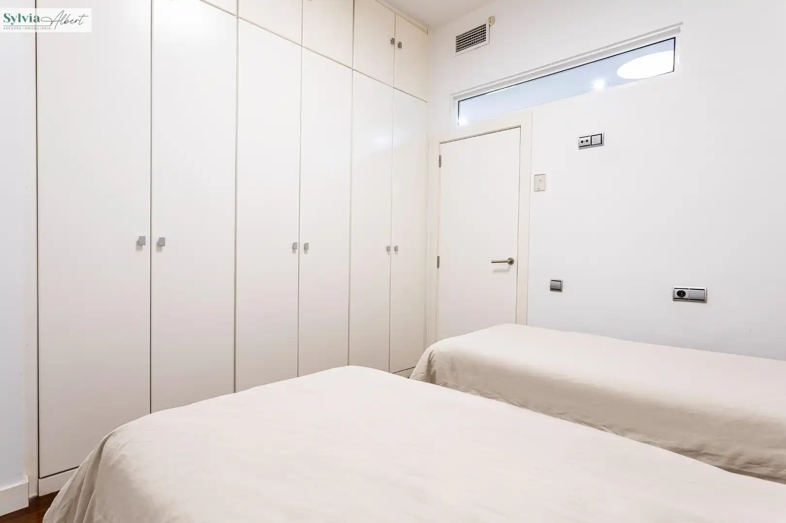Habitación de Ático de alquiler en Valencia con Aire acondicionado, Parquet y Terraza
