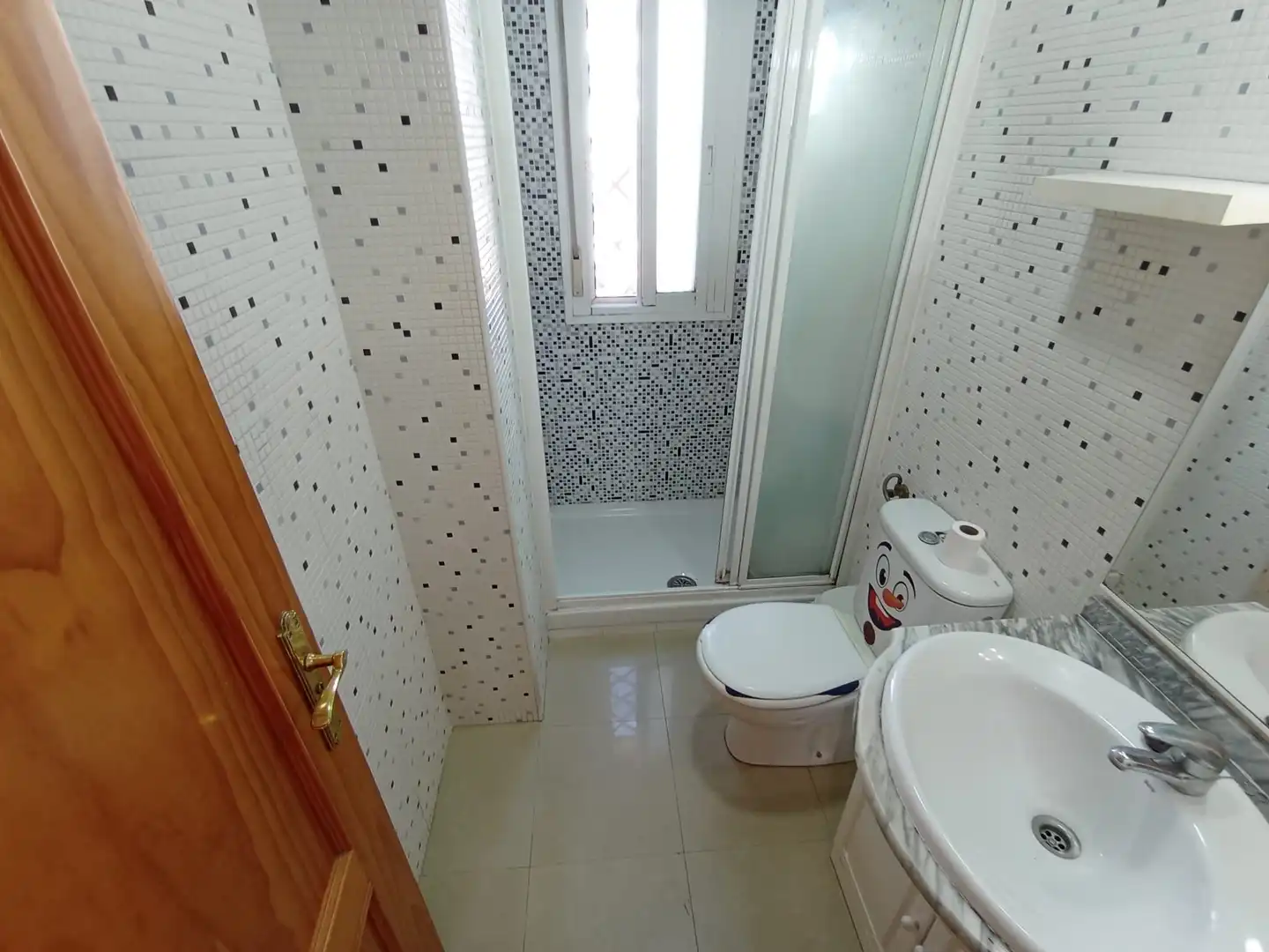 Bathroom of Flat for sale in Rota  with Heating