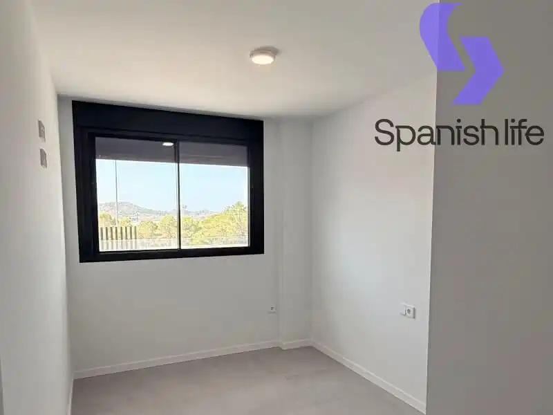 Habitación de Apartamento en venta en Finestrat con Trastero y Piscina
