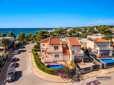 Xalet amb balcó en venda a Avinguda l'Ametlla de Mar