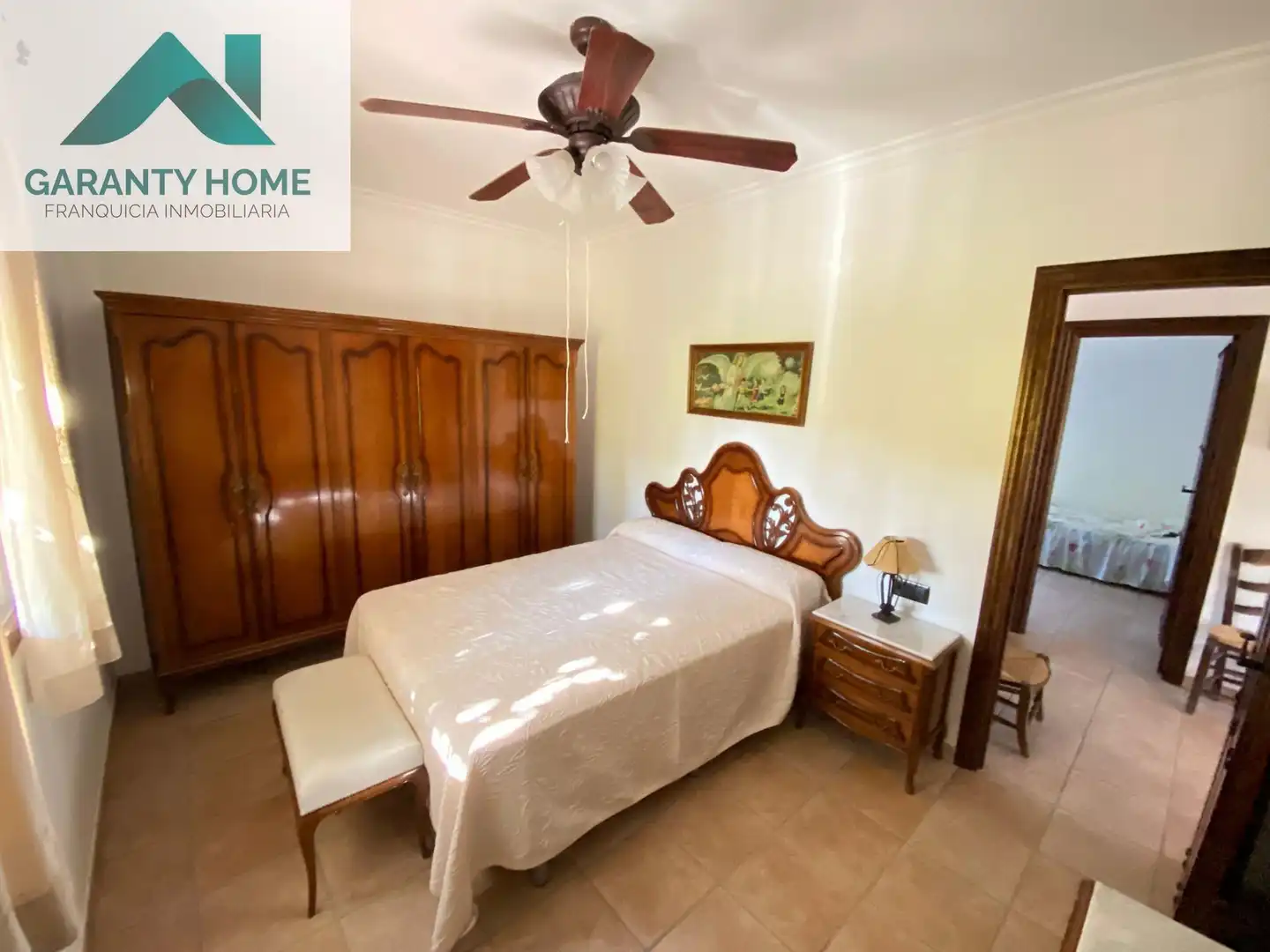 Habitación de Casa o chalet en venta en Fuensanta de Martos con Jardín privado, Trastero y Piscina