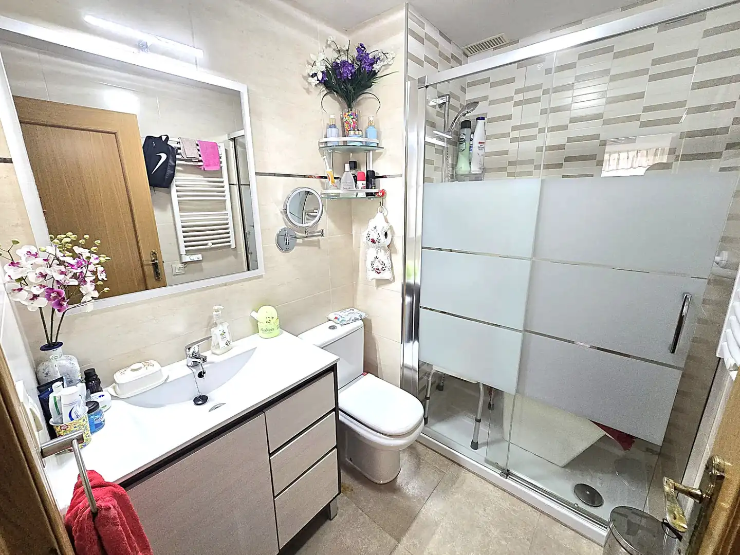 Baño de Piso en venta en Madrid con Calefacción y Amueblado