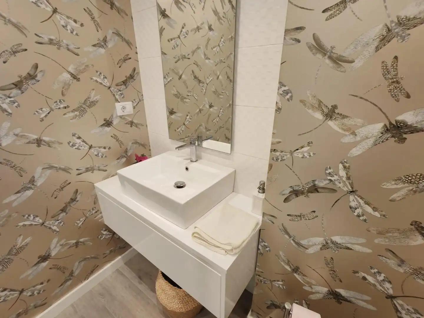 Bathroom of Flat for rent in Vigo   with Heating, Terrace and Storage room