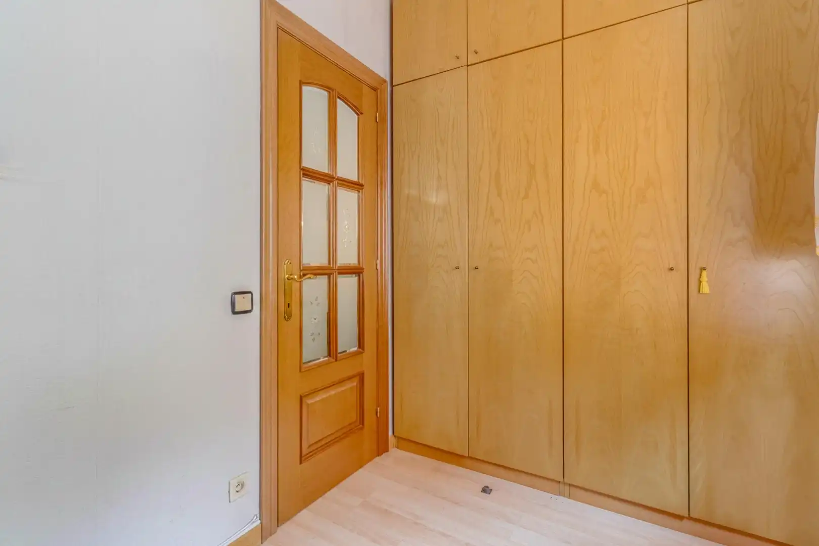 Flat for sale in Barcelona  with Air Conditioner