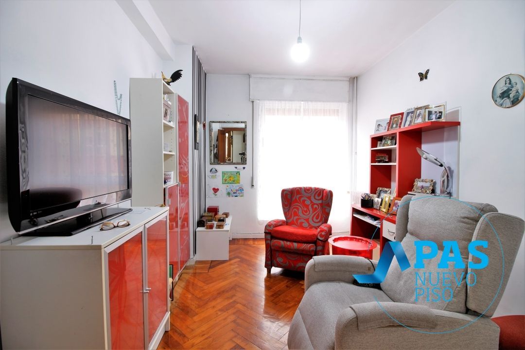 Living room of Flat for sale in Santander  with Heating