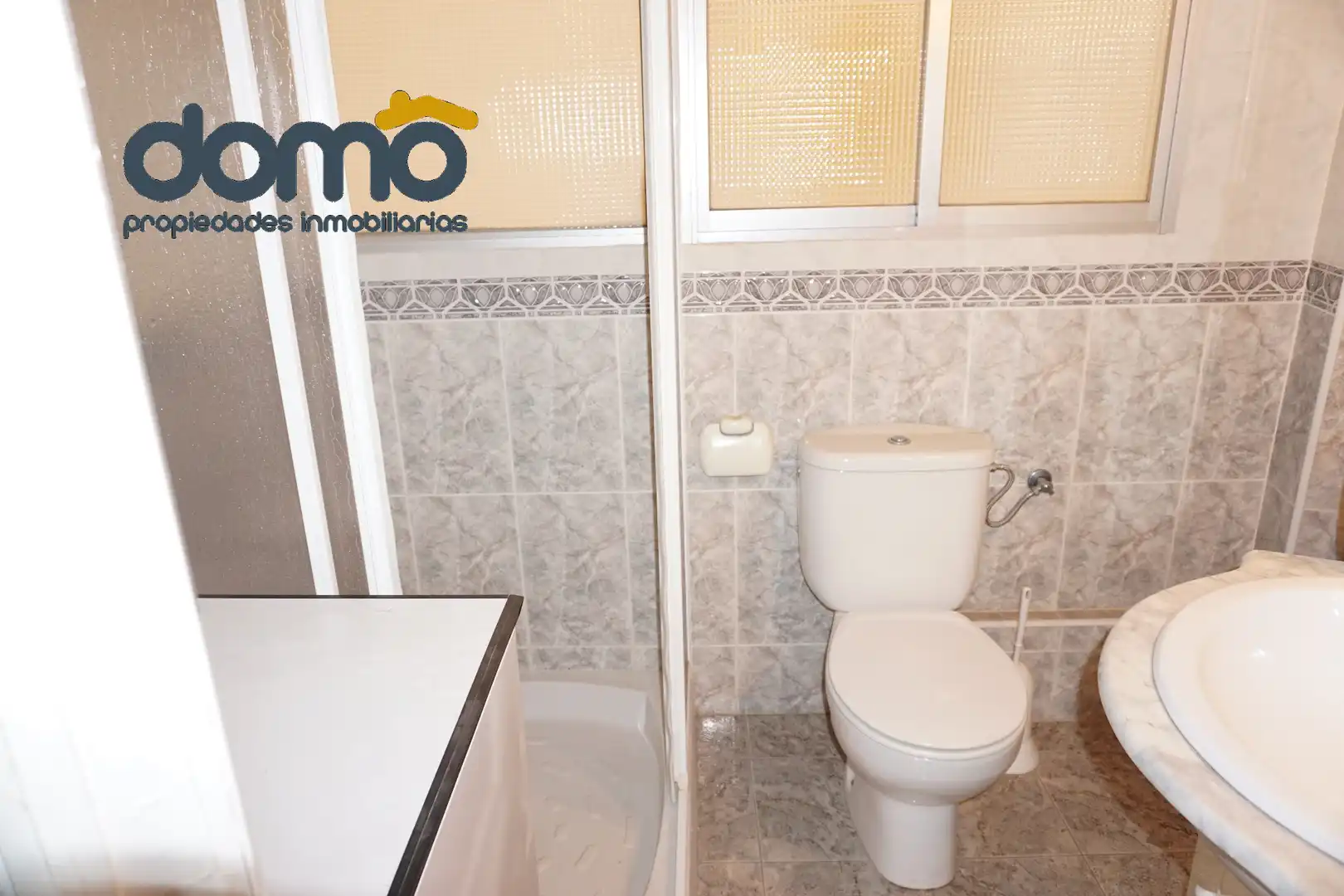 Baño de Piso en venta en Almería con Amueblado y Balcón