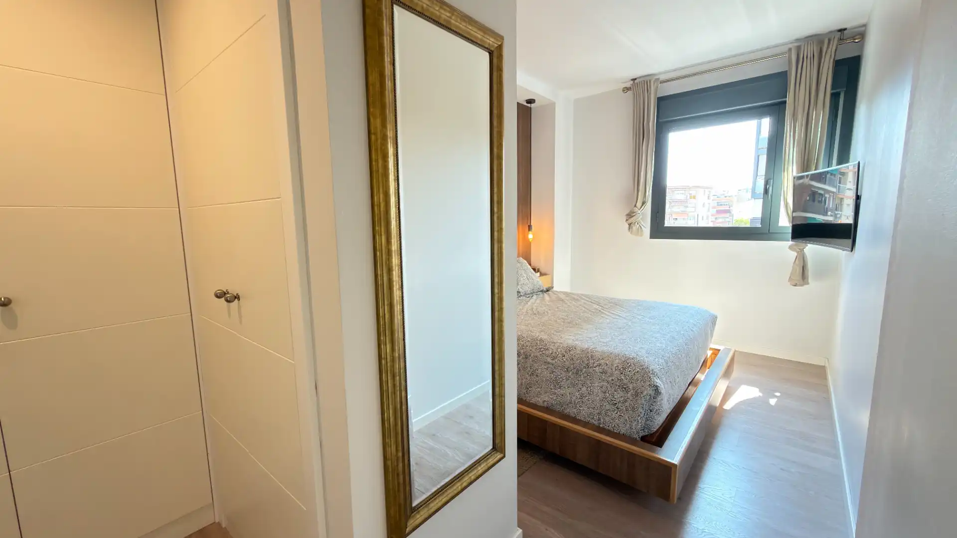 Schlafzimmer von Wohnung zum Verkauf in Badalona mit Klimaanlage, Heizung und Parkett