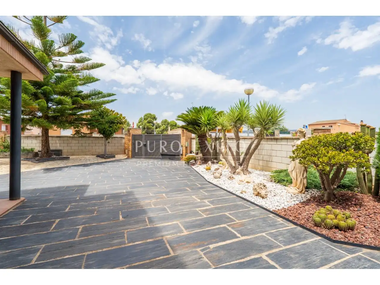 Vista exterior de Casa o chalet en venta en El Pla de Santa Maria con Aire acondicionado, Jardín privado y Terraza