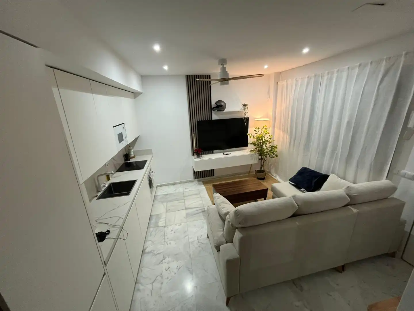Wohnzimmer von Maisonette zum Verkauf in Sevilla mit Klimaanlage, Möbliert und Balkon