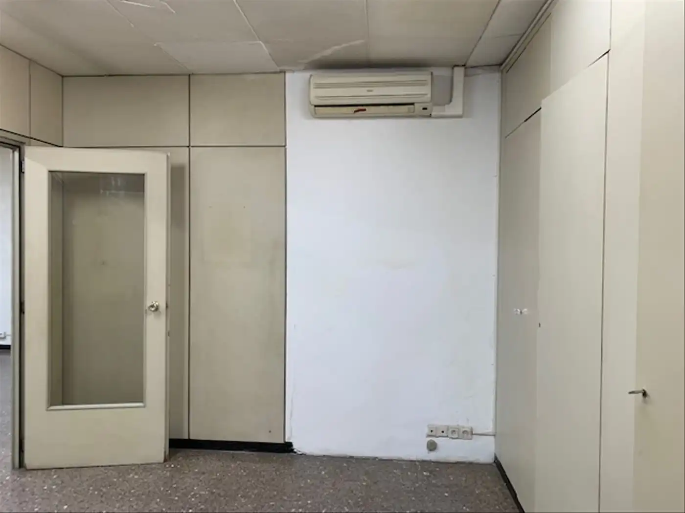 Oficina de alquiler en L'Hospitalet de Llobregat, Barcelona