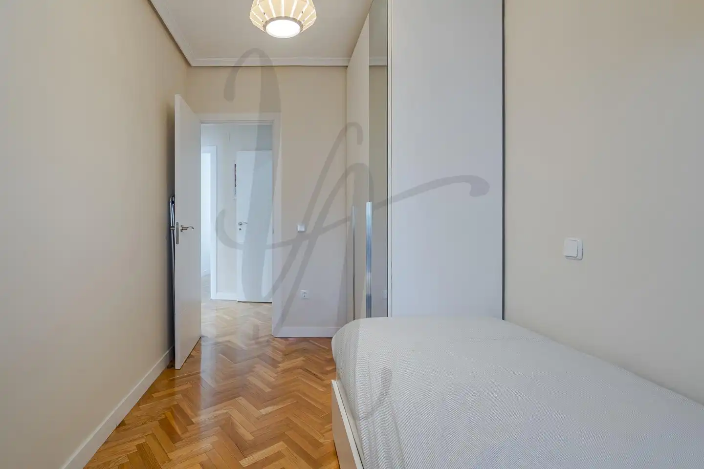 Wohnung zum Verkauf in Madrid mit Klimaanlage, Heizung und Parkett