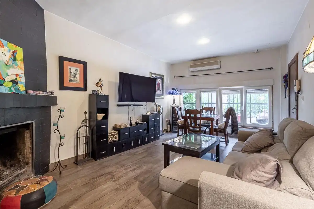 Sala d'estar de Casa o xalet en venda en Residencial Triana - Barrio Alto