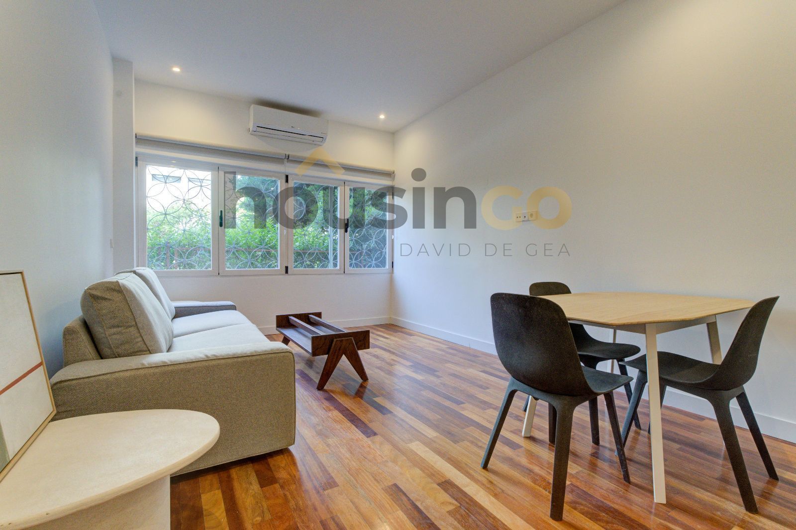 Exterior view of Study to rent in  Madrid Capital  with Air Conditioner, Heating and Parquet flooring