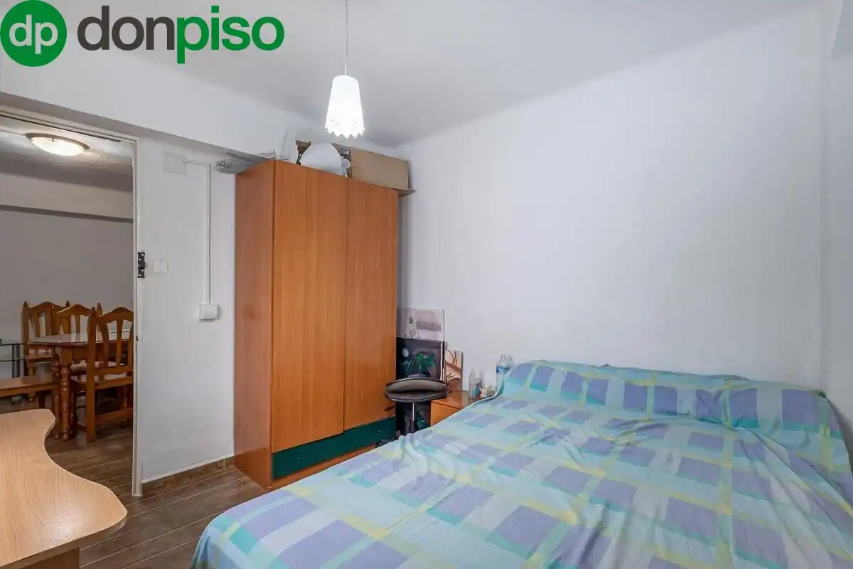 Schlafzimmer von Wohnung zum Verkauf in Granada