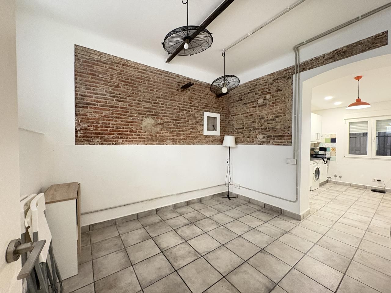 Planta baja to rent in  Madrid Capital  with Heating