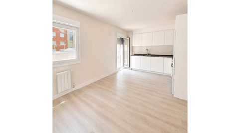 Foto 2 de Piso en venta en Calle Vélez de Guevara, Juzgados, Logroño