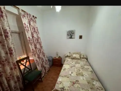 House with garden for sale in Calle hermano faustino 7, imagen 5