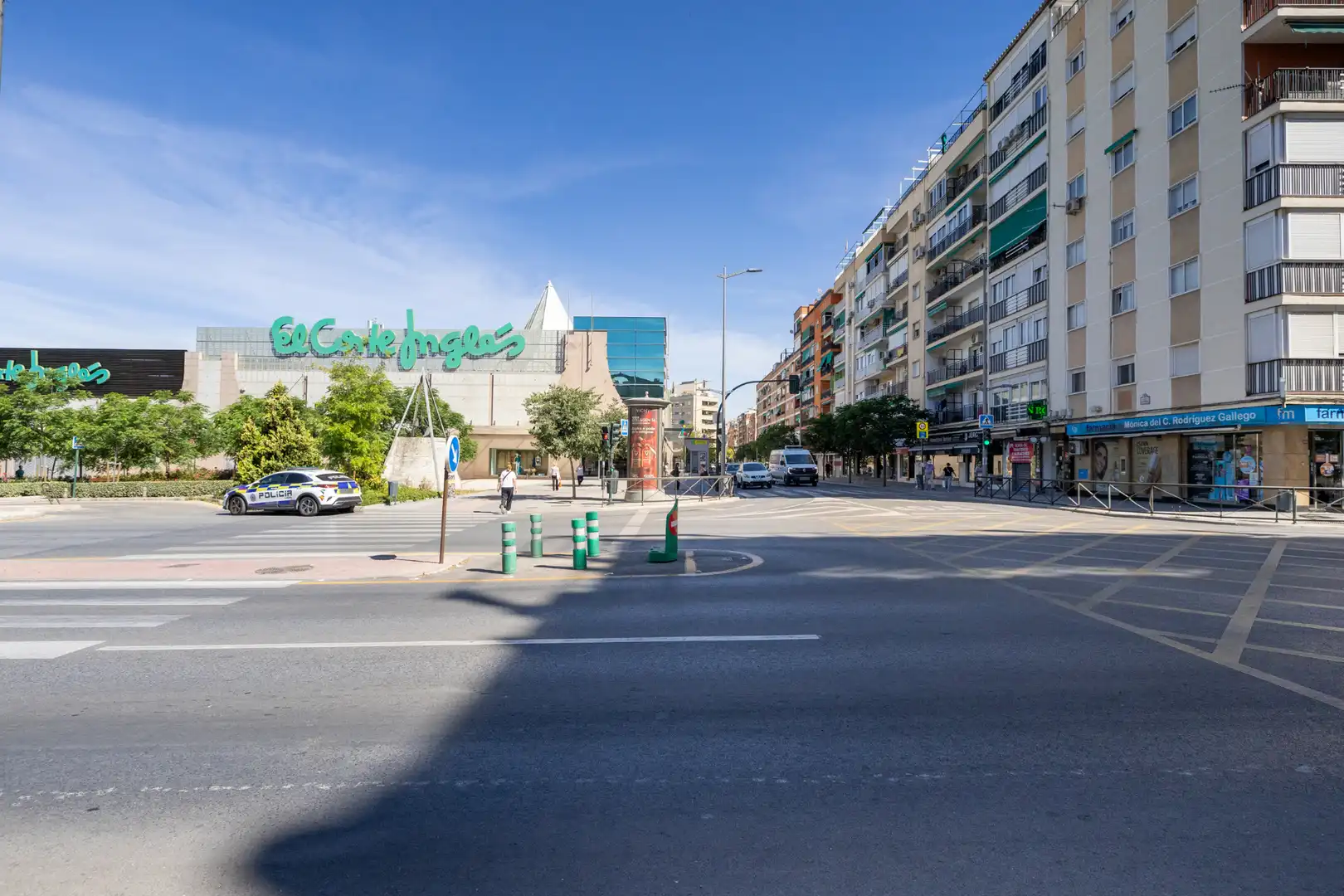 Vista exterior de Pis en venda en Granada amb Calefacció, Traster i Balcó