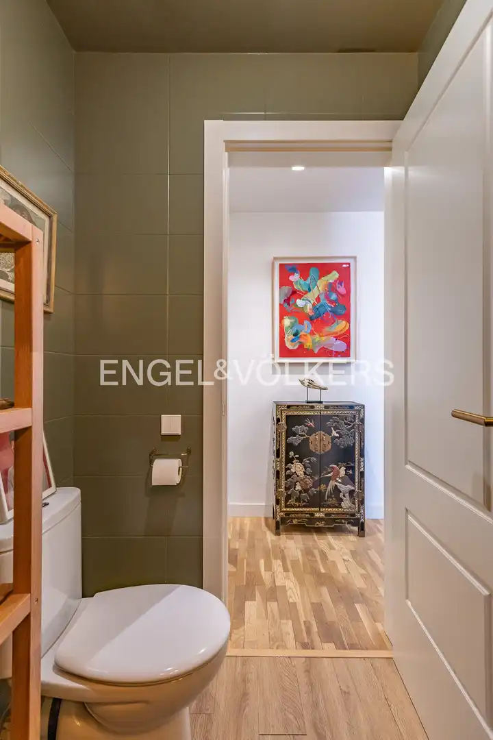 Attic for sale in Sant Cugat del Vallès  with Heating, Parquet flooring and Swimming Pool