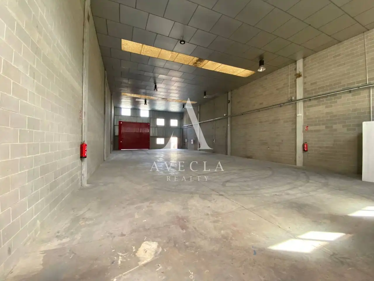Nave industrial de alquiler en Bigues i Riells del Fai con Calefacción