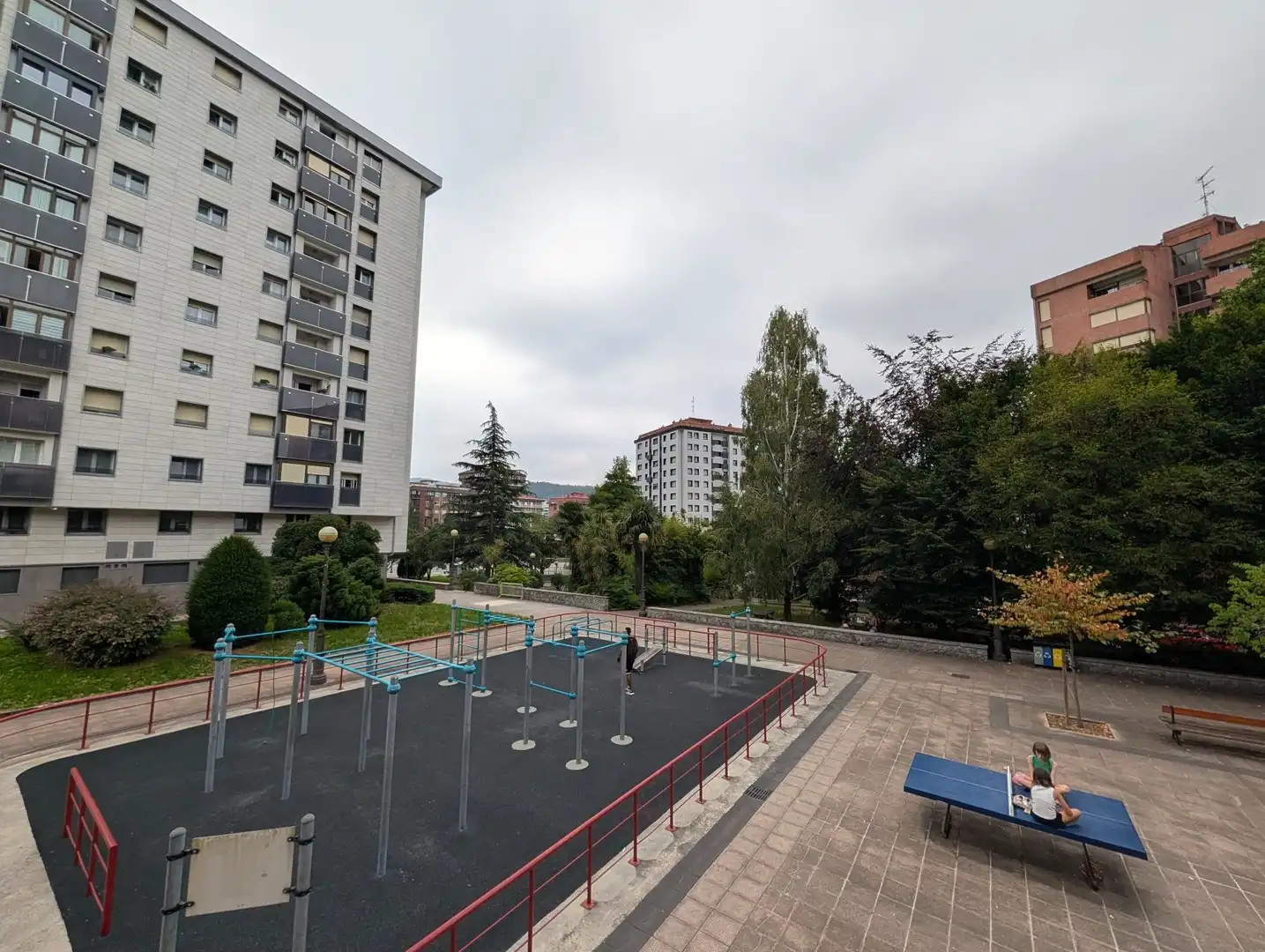 Parking de Piso en venta en Lasarte-Oria con Calefacción