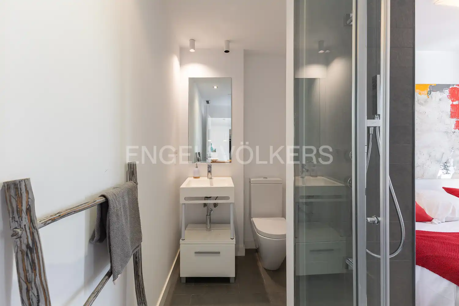 Wohnung zur Miete in Calle Isabel de Villena, La Malva-rosa