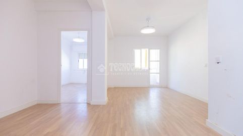 Foto 5 de Piso en venta en Ciudad Jardín - Tagarete - El Zapillo, Almería Capital