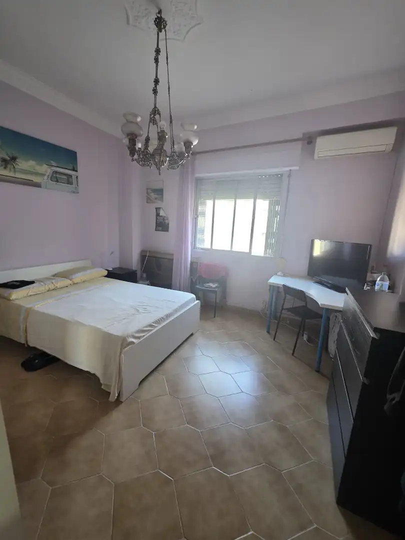 Habitación de Piso en venta en Valencia con Amueblado y Horno
