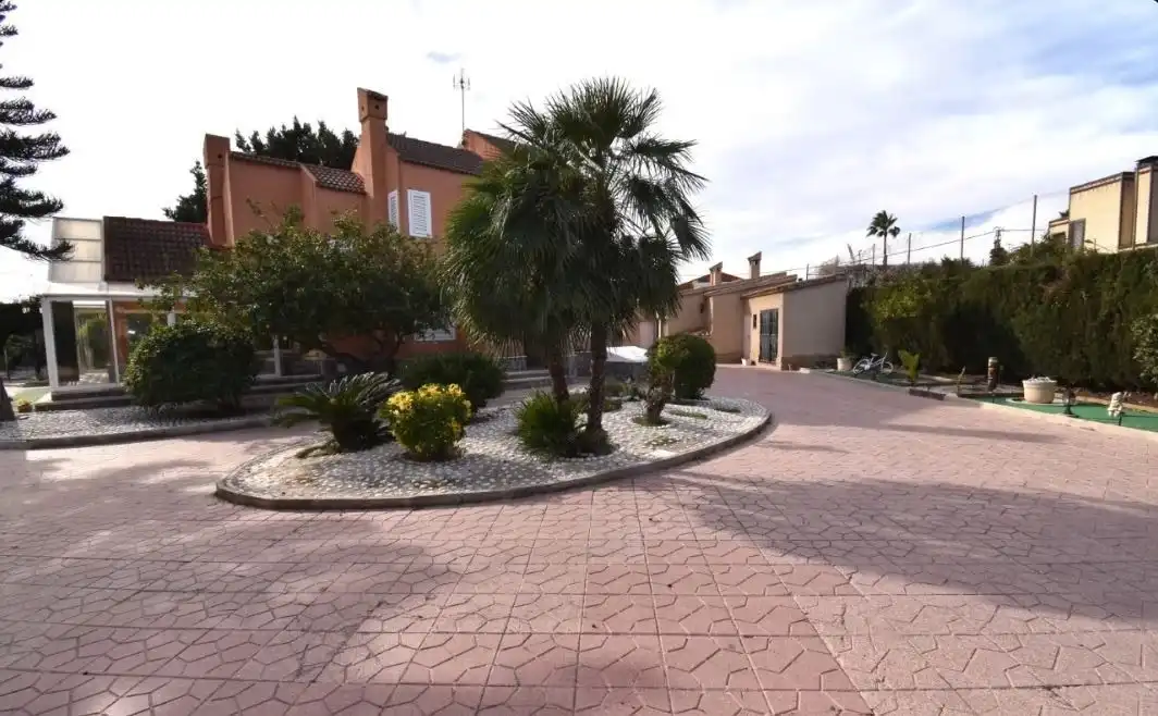 Jardín de Casa o chalet en venta en Elche / Elx con Jardín privado, Terraza y Trastero