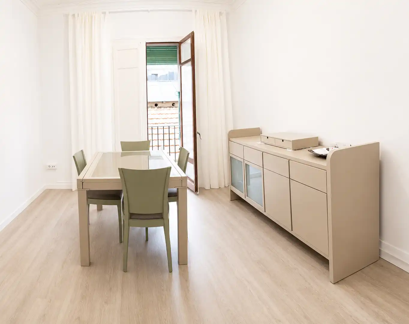 Dining room of Flat for rent in Reus  with Parquet flooring, Furnished and Oven