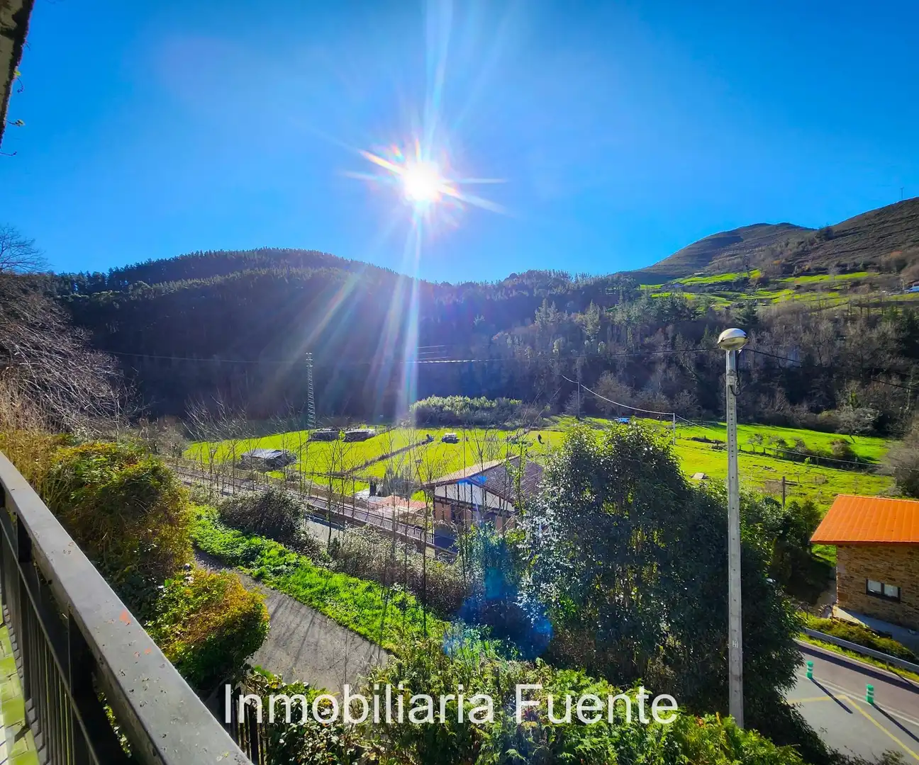 Vista exterior de Casa o chalet en venta en Zalla  con Calefacción, Jardín privado y Terraza