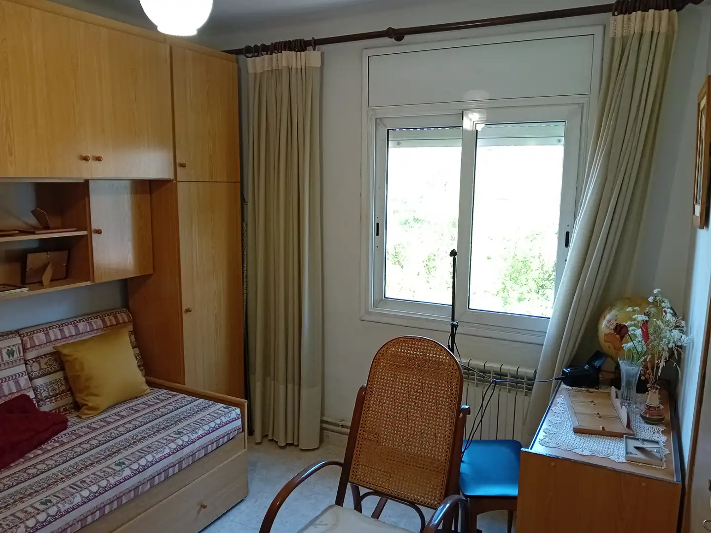 Habitación de Piso en venta en Girona con Calefacción, Terraza y Amueblado