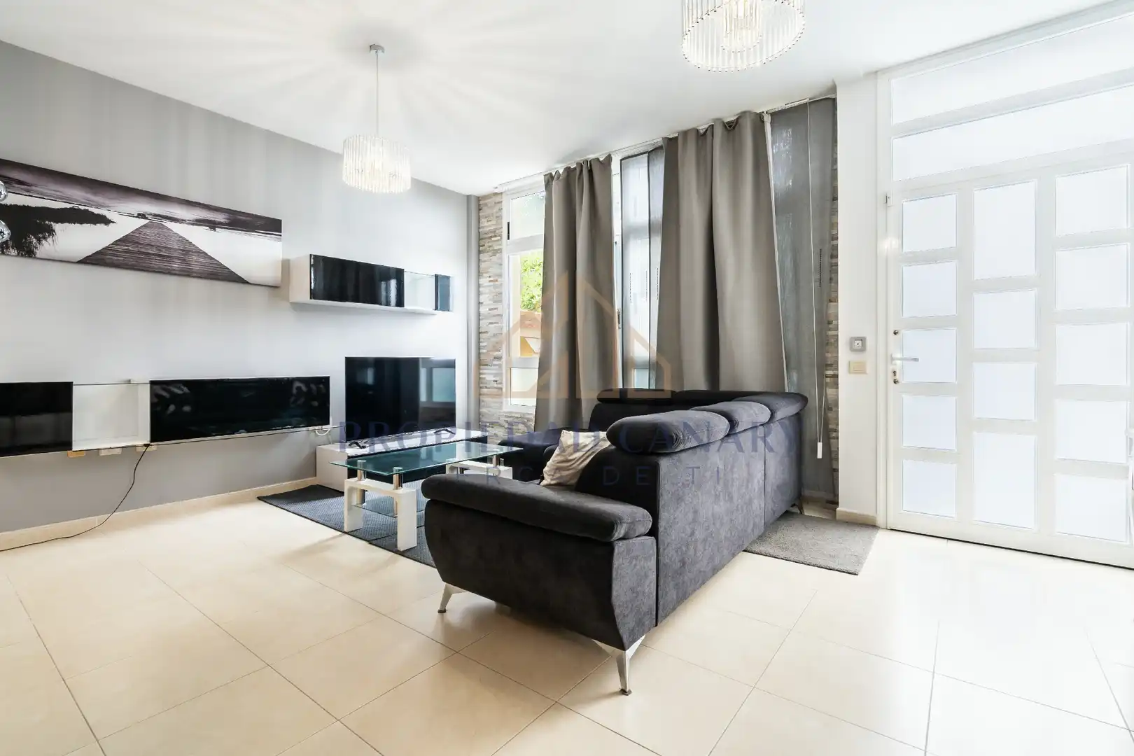 Living room of Flat for rent in La Victoria de Acentejo  with Storage room, Furnished and Oven