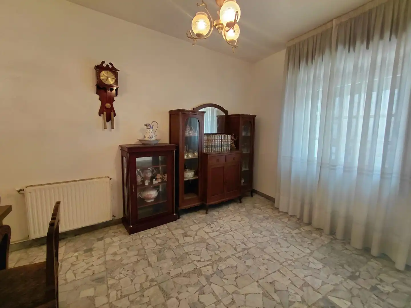 Wohnzimmer von Einfamilien-Reihenhaus zum Verkauf in O Grove   mit Heizung und Privatgarten