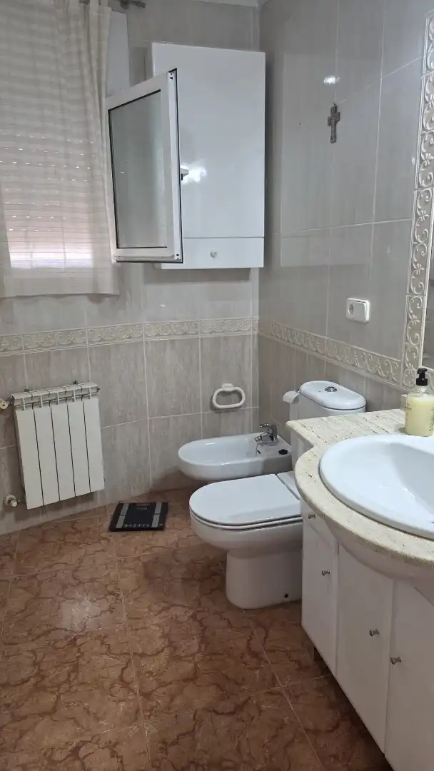 Badezimmer von Einfamilien-Reihenhaus zum Verkauf in San Javier mit Klimaanlage, Heizung und Privatgarten