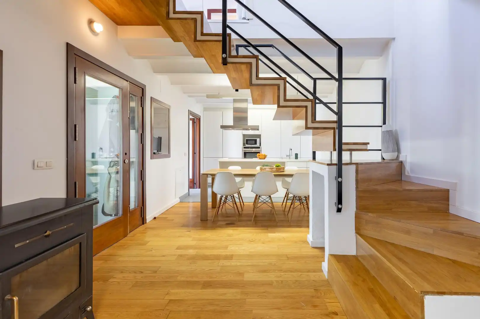 Casa adosada en venta en Enguera con Calefacción, Terraza y Trastero