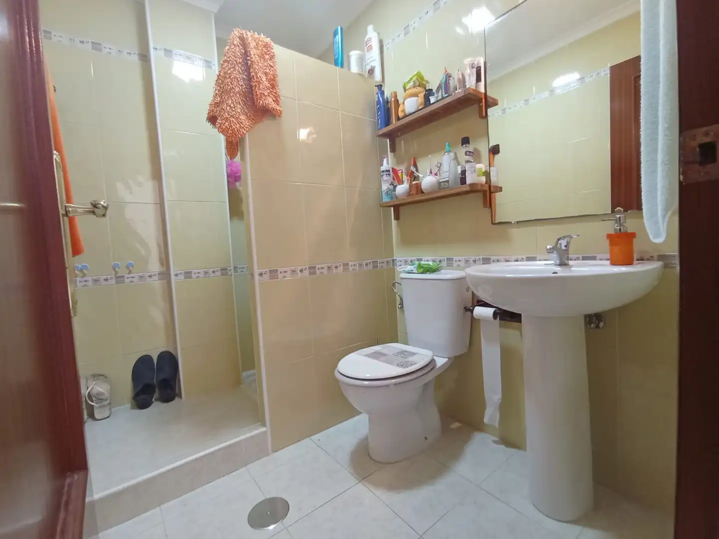 Baño de Piso en venta en Chipiona con Calefacción