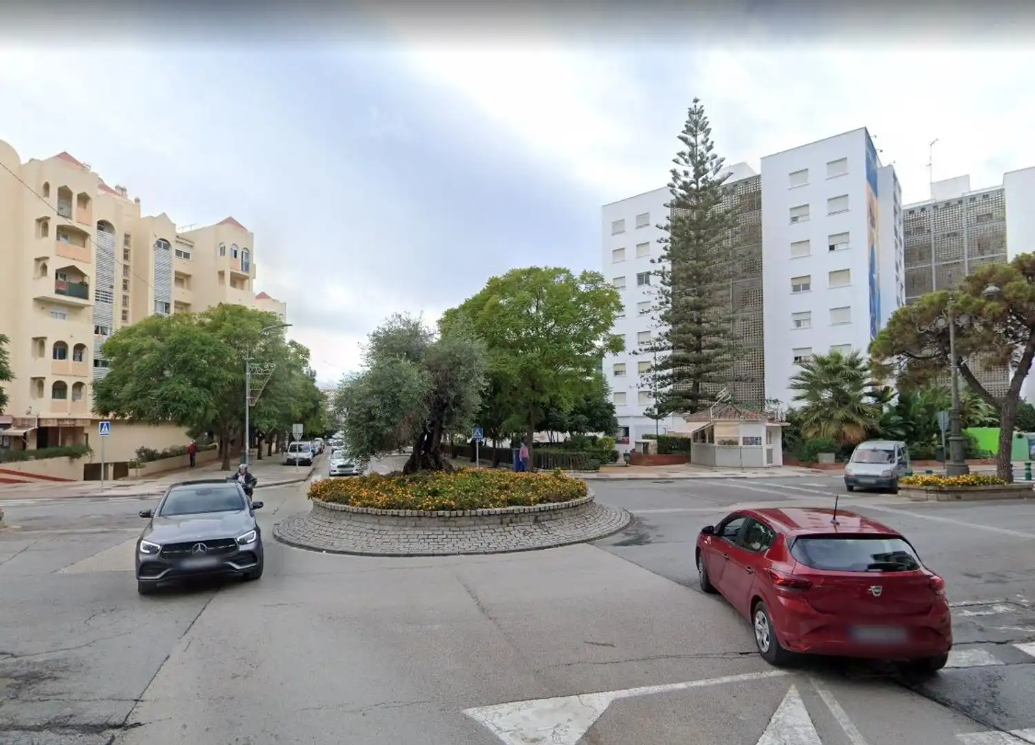 Local comercial en venda a Estepona Pueblo