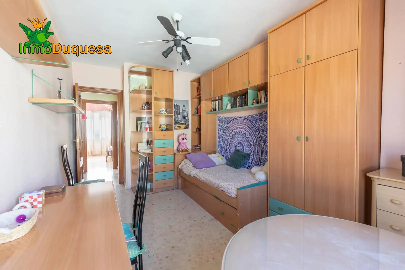 Habitación de Piso en venta en Peligros con Aire acondicionado, Terraza y Amueblado