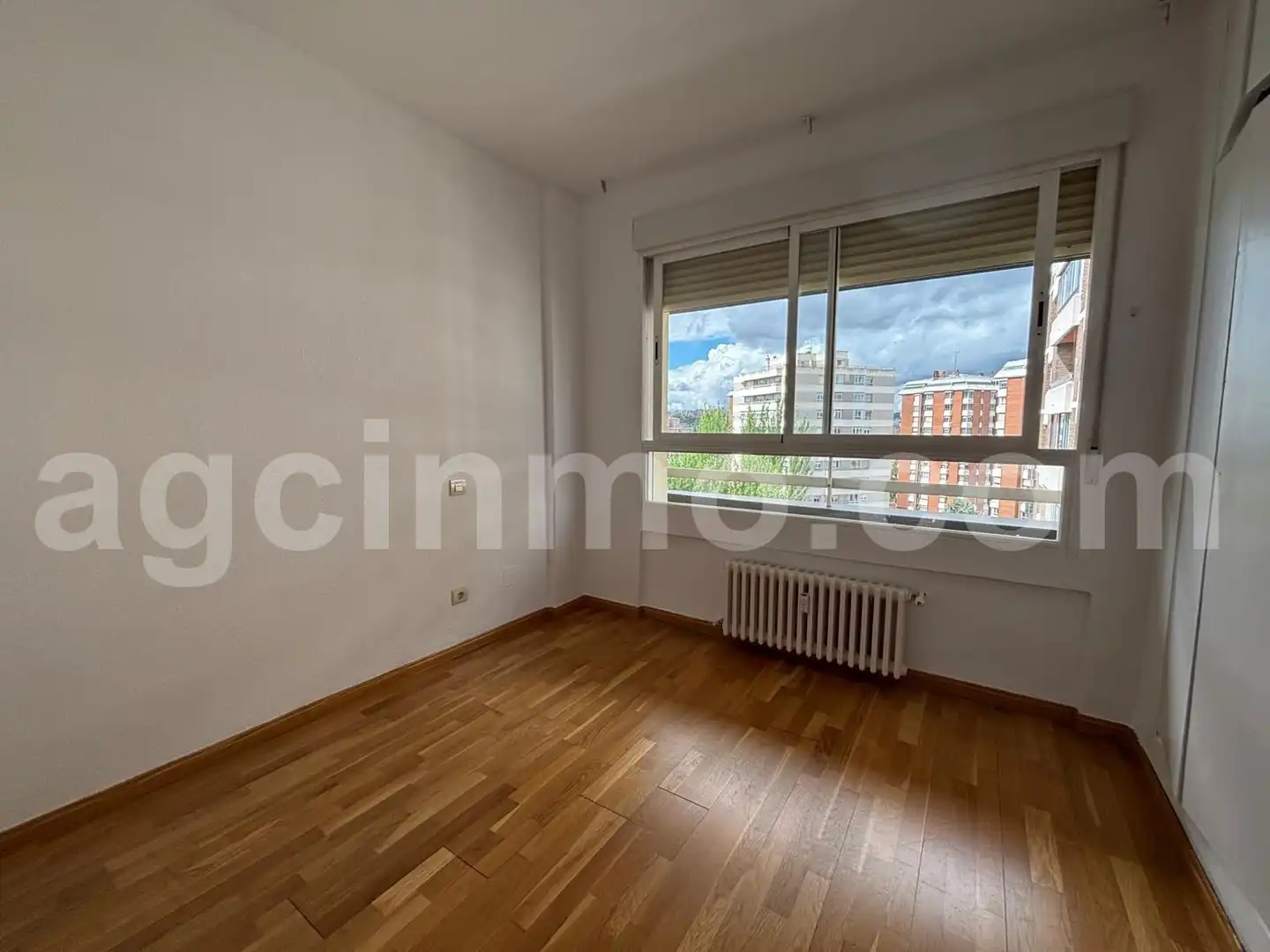 Habitación de Piso de alquiler en Valladolid con Calefacción y Terraza