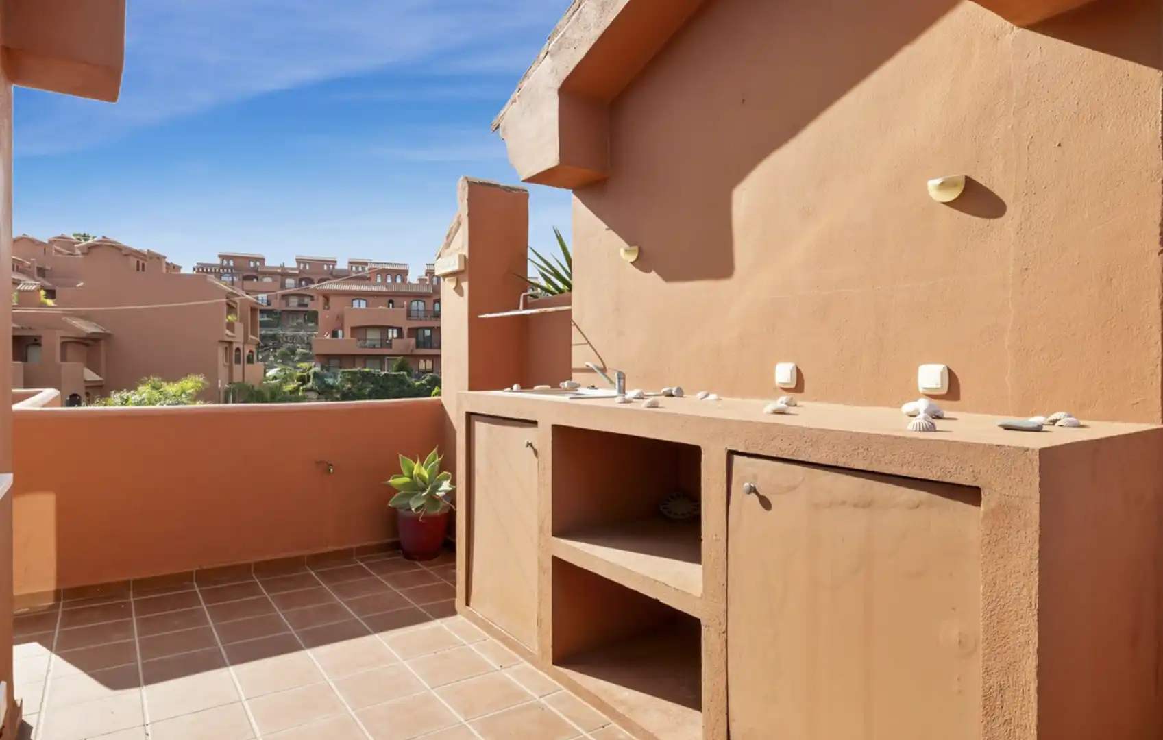 Terrassa de Dúplex en venda en Estepona amb Aire condicionat, Calefacció i Terrassa
