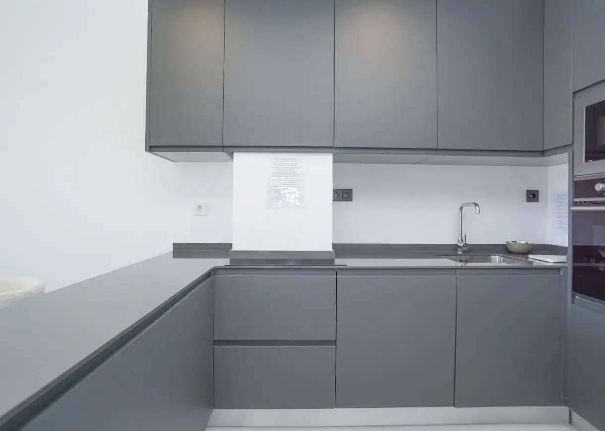 Cuina de Apartament en venda en Torrevieja amb Aire condicionat, Calefacció i Terrassa