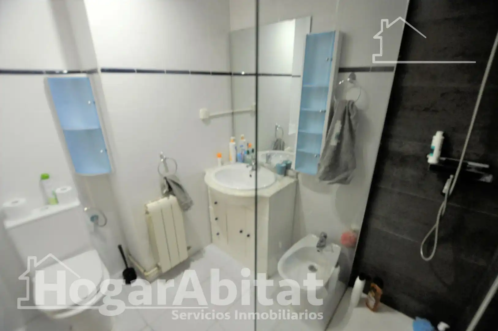 Badezimmer von Dachboden zum Verkauf in Valencia mit Klimaanlage, Heizung und Terrasse