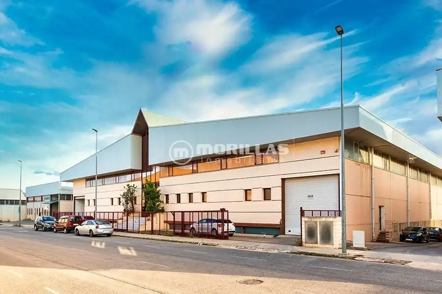 Vista exterior de Nave industrial en venta en Yecla