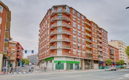 Exterior view of Flat for sale in  Pamplona / Iruña  with Heating, Parquet flooring and Balcony