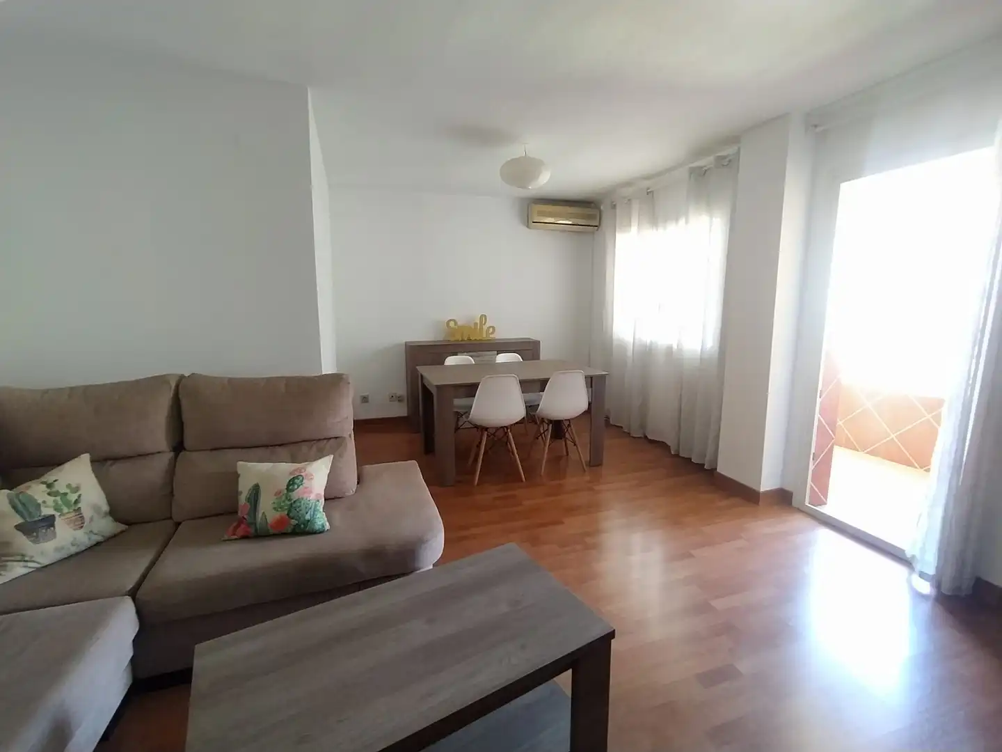 Sala de estar de Piso de alquiler en Málaga con Aire acondicionado, Terraza y Amueblado